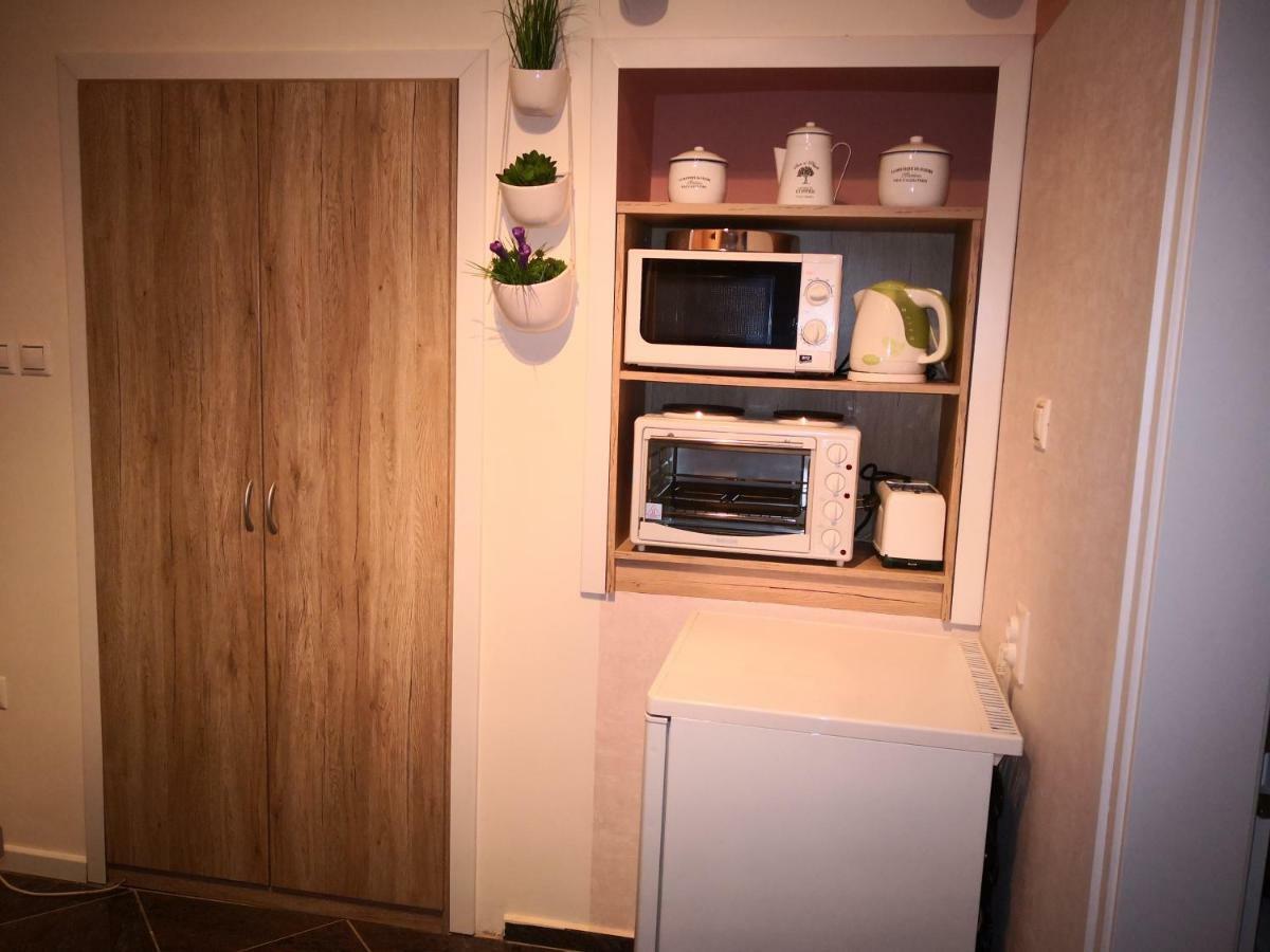 Kupola Apartman Szegedin Exterior foto